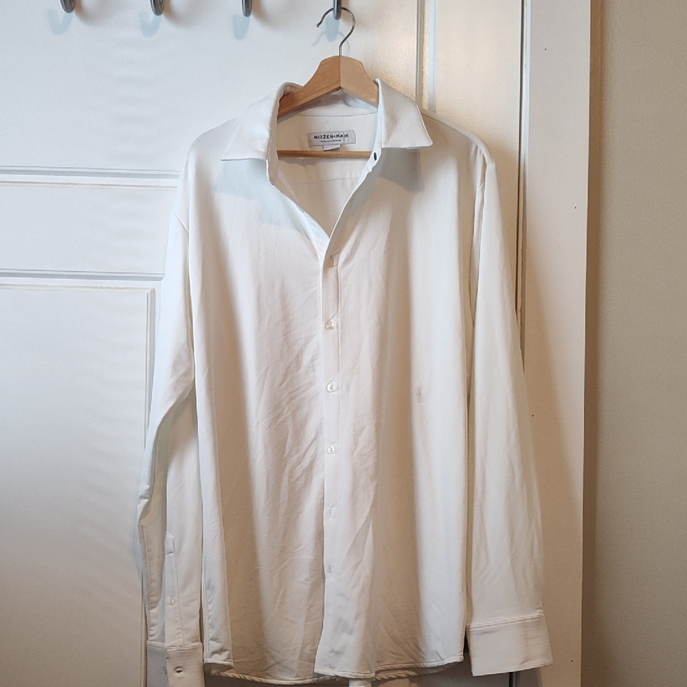 Mizzen + Main Stretchy Men's White Dress Shirt